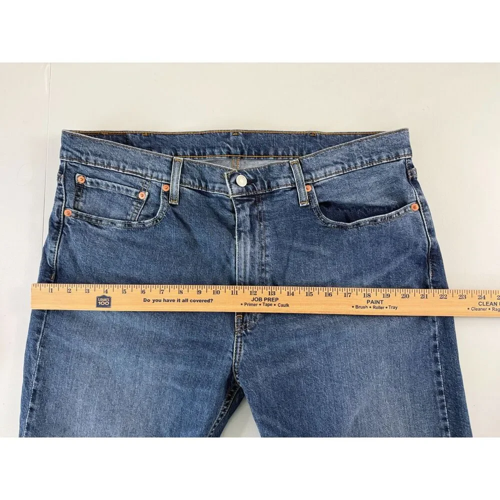 Levi's 502 Taper Fit Men's Jeans - Medium Wash - Size 38 x 32